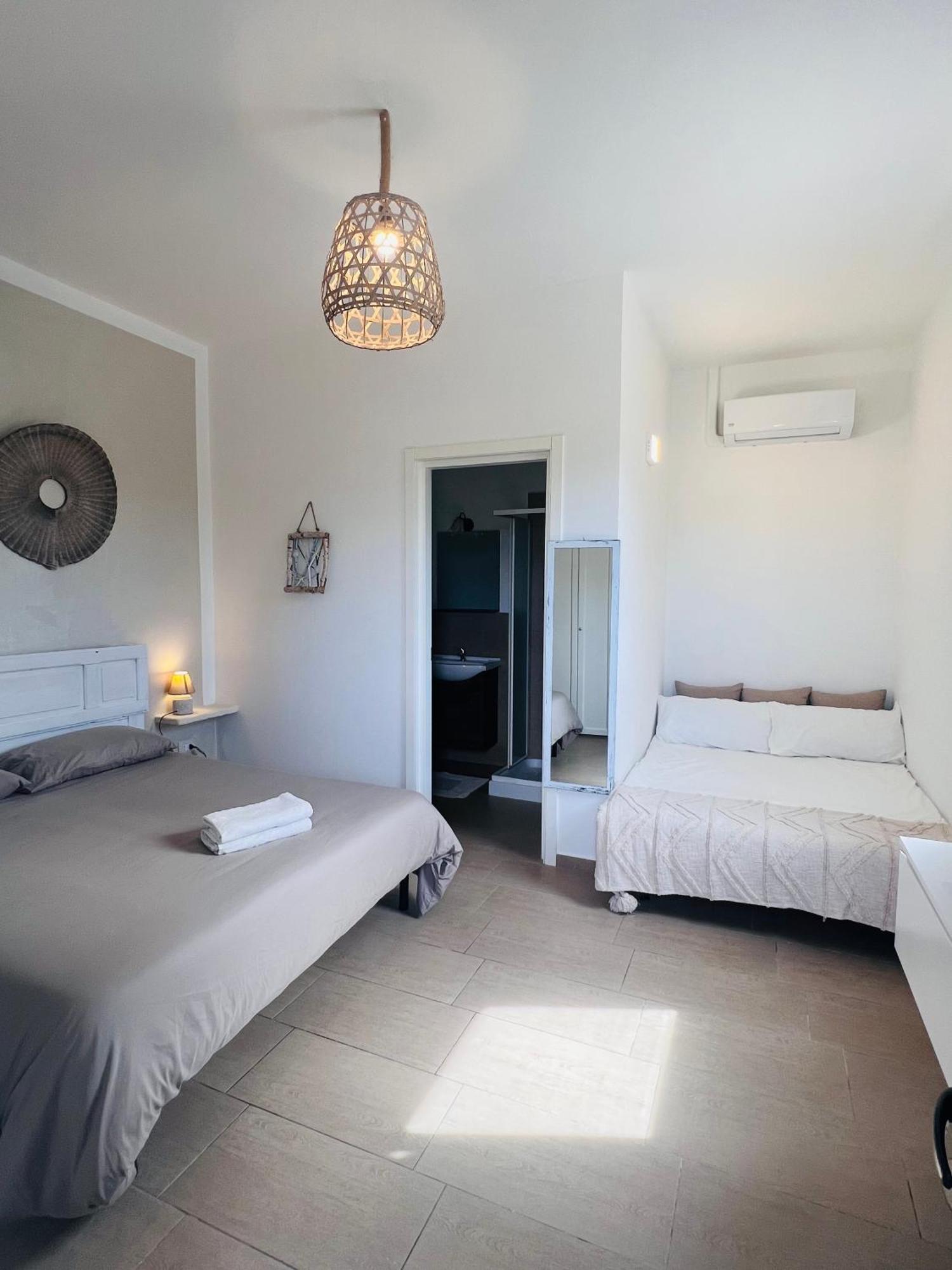 Le Stanze Di Chloe Hotel Taviano Kültér fotó